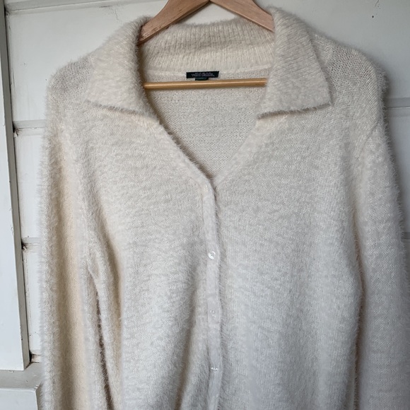 Wild Fable white super soft collared cardigan - Picture 2 of 5